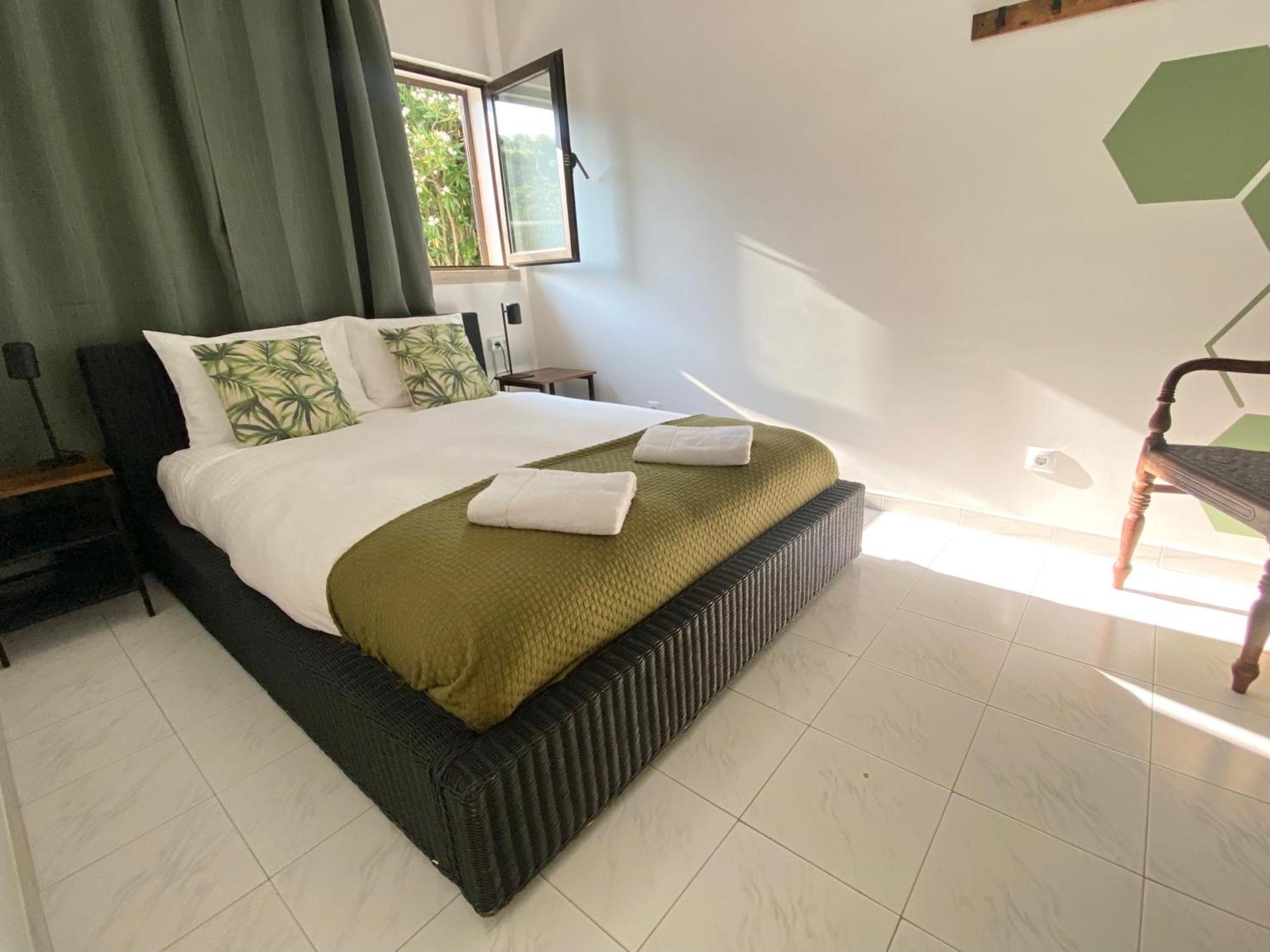 Casa Calidris - Bed, Wine & Breakfast Hotel Sesimbra Buitenkant foto